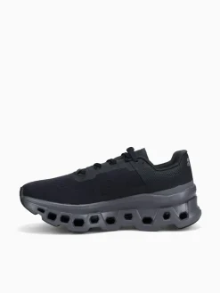Clearance ON cloudmster magnet mesh Black