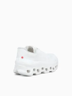 Hot ON cloudmster void mesh White