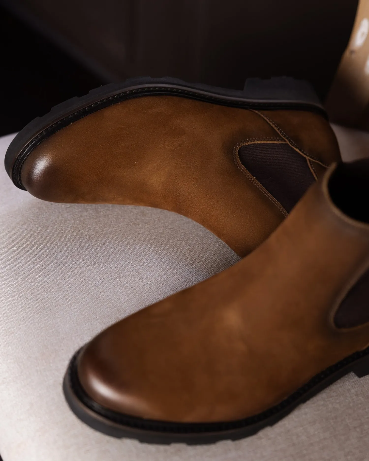 Hot Savelli salerio nobuck Tan